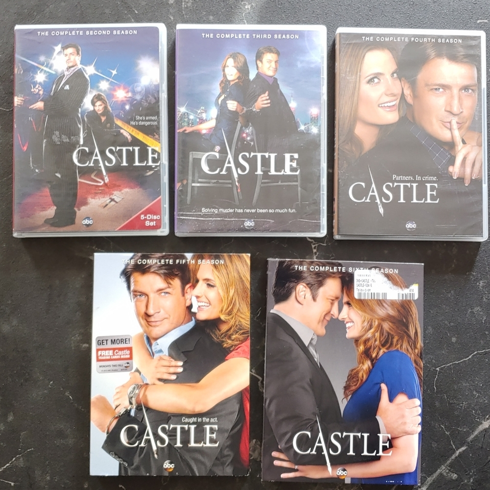 Excellent Used Condition CASTLE TV Series 5 SEASON DVD Collector's 25 disc set